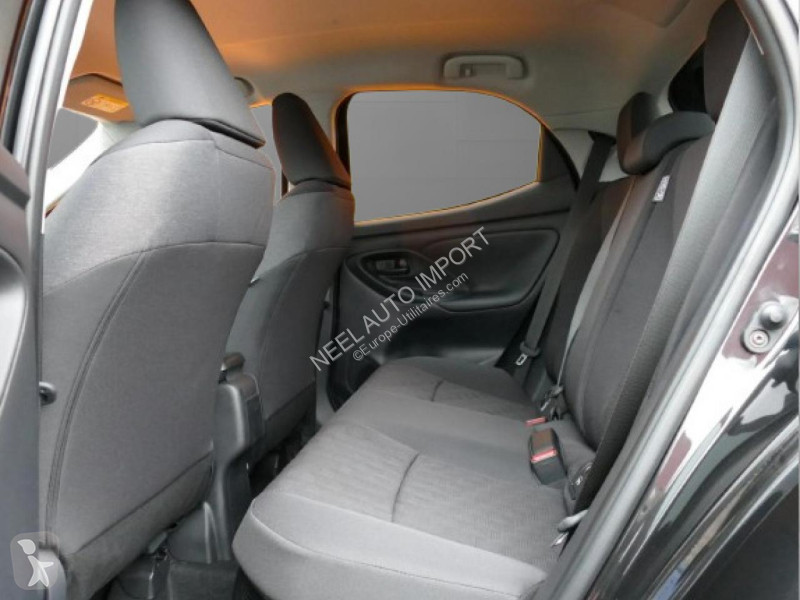 Véhicule utilitaire Toyota YARIS IV Hybrid 116h...