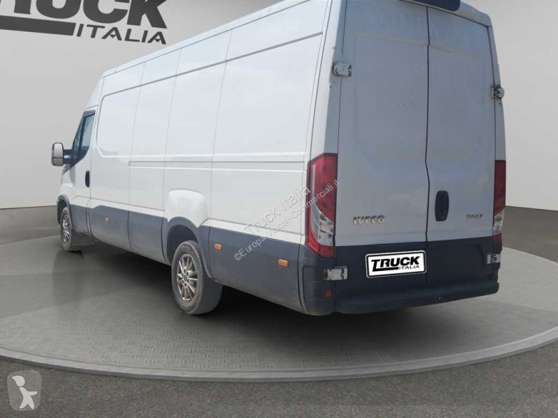 Veicolo commerciale Iveco V - 35 S18H3.0 V L4H2...