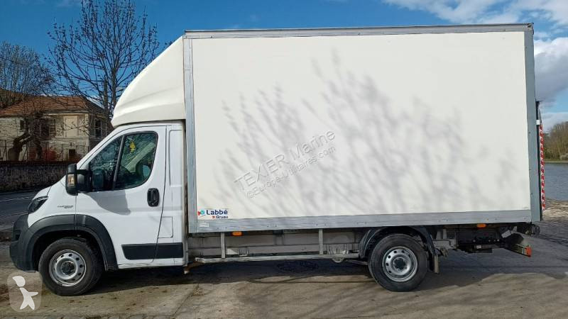 Samochód dostawczy Fiat
