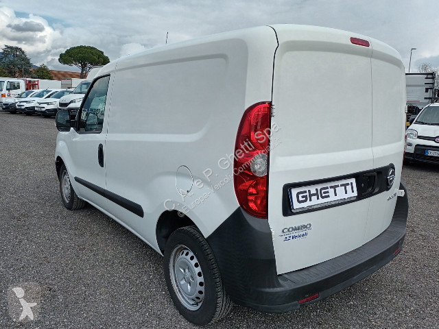 عربة نفعية Opel Mod. Vers.