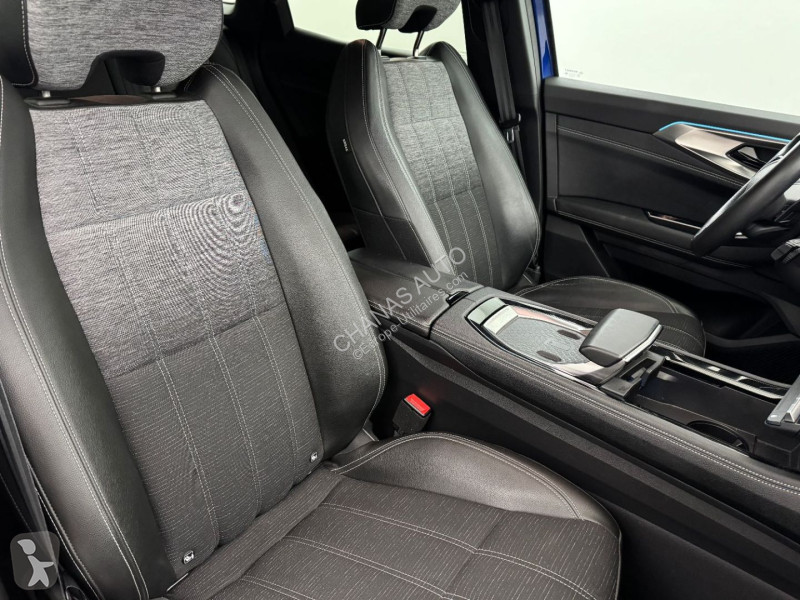 Véhicule utilitaire Renault 1.2 E-Tech 200 HEV...