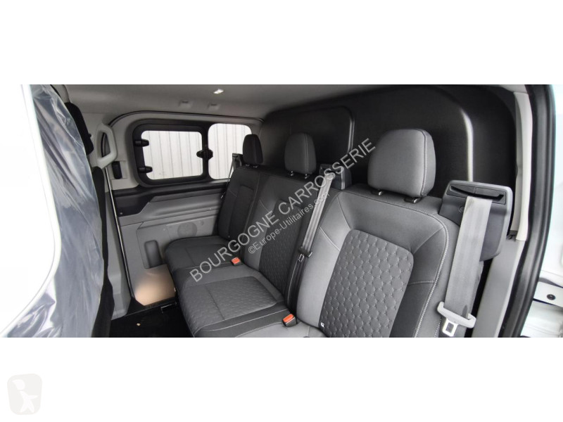 Véhicule utilitaire Ford TRANSIT CUSTOM 2.0...