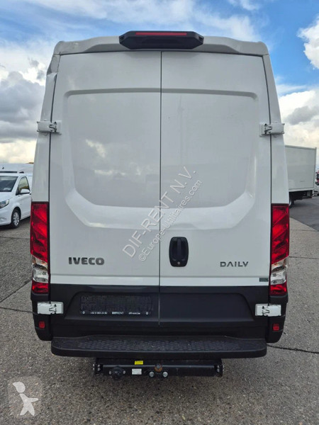 Iveco 35 S 14 Transporter
