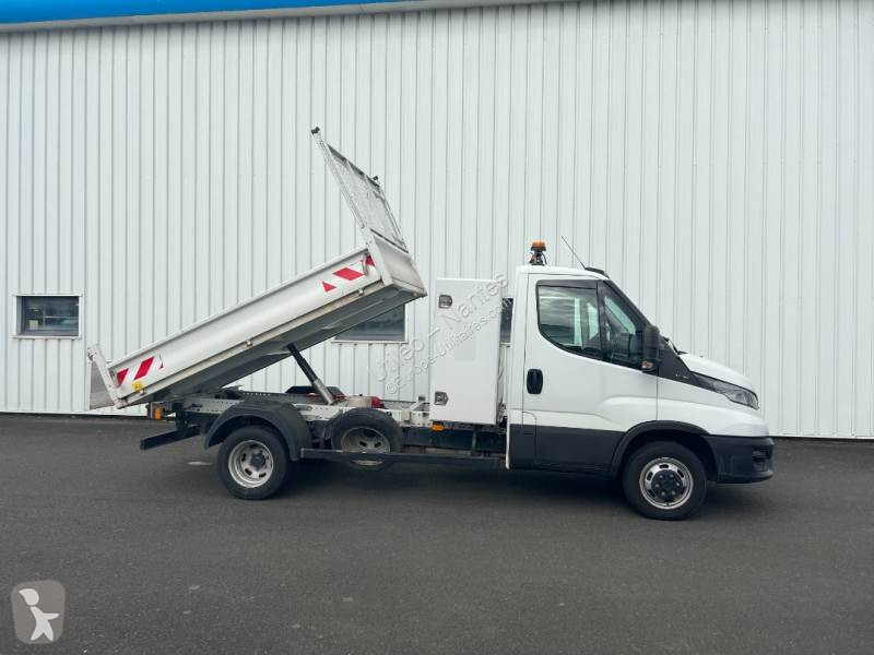 عربة نفعية Iveco