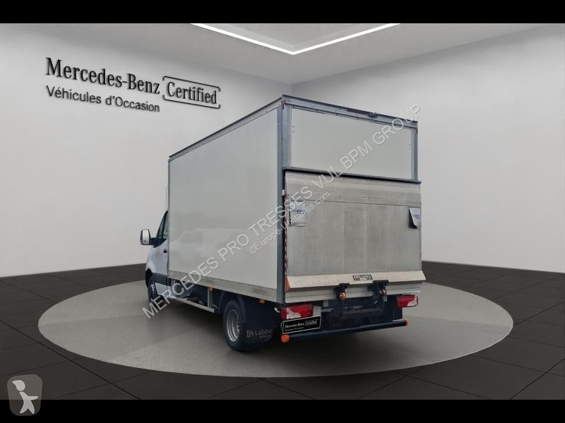 عربة نفعية Mercedes