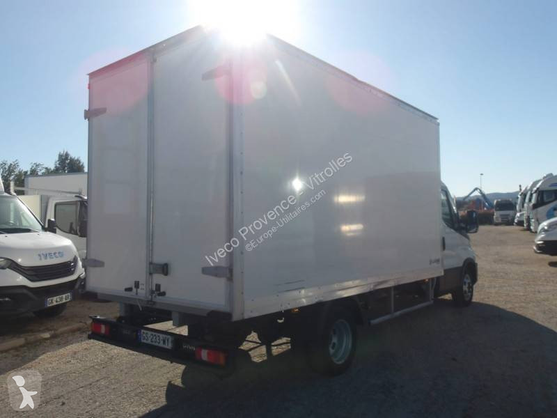 Furgoneta Iveco