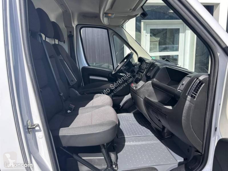 Véhicule utilitaire Opel