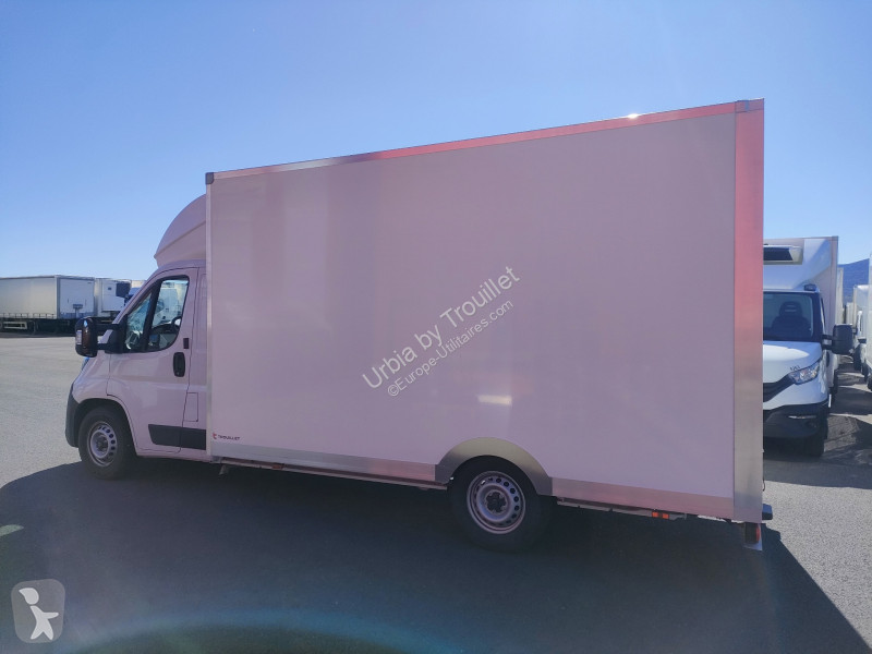 Furgoneta Peugeot 20M3 140 CV FOURGON PORTE...
