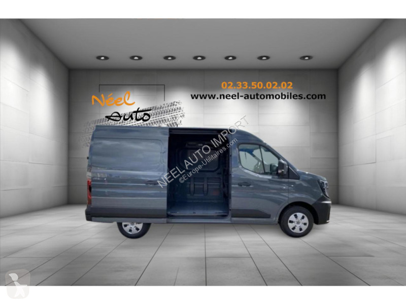 Véhicule utilitaire Renault MASTER IV 2.0 Blue...
