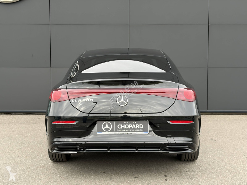 Samochód dostawczy Mercedes CLA 200 8F-eDCT