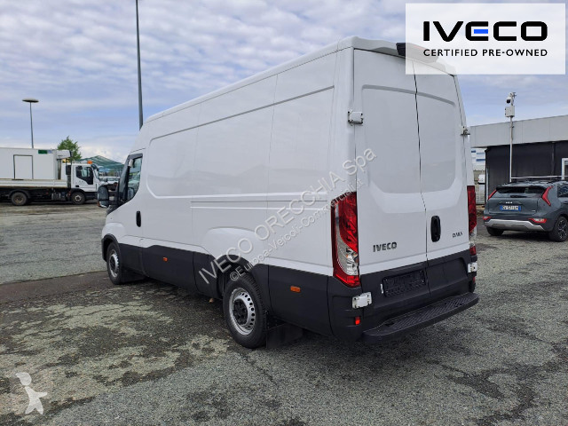 Furgoneta Iveco DAILY 35S16 HI MATIC