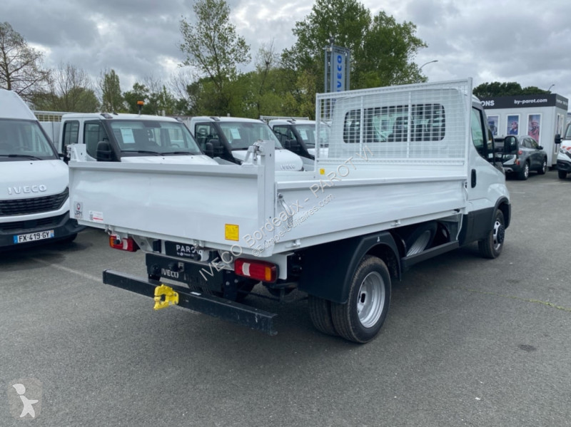 عربة نفعية Iveco 35C16H empattement 3450 3.0 Tor
