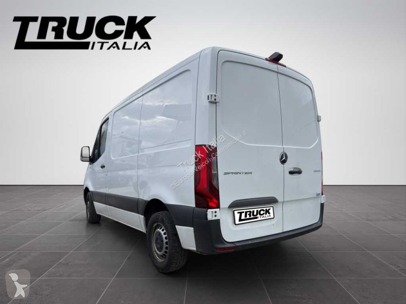 Bedrijfswagen Mercedes III - sprinter 215 2.0...