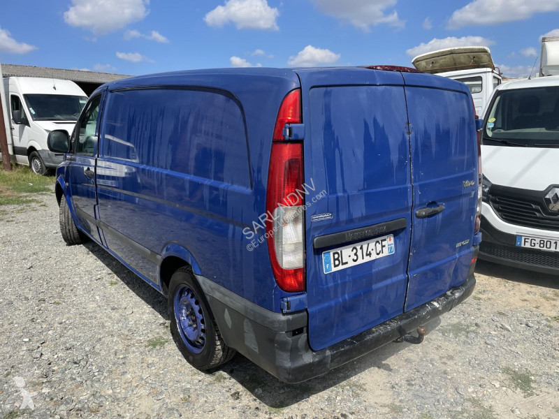 Furgoneta Mercedes 111
