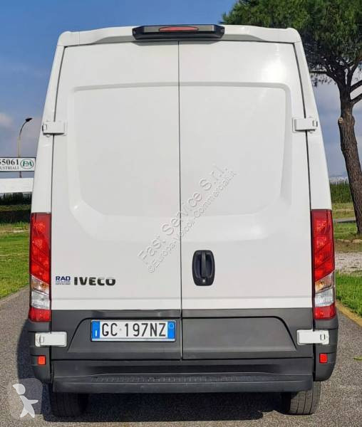 Furgoneta Iveco
