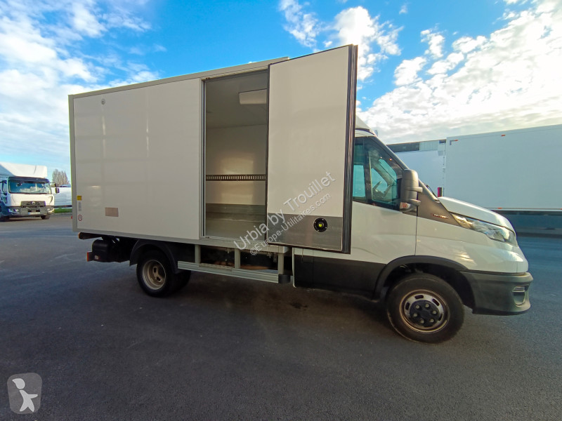 Véhicule utilitaire Iveco FRIGO POSITIF/NEGATIF...