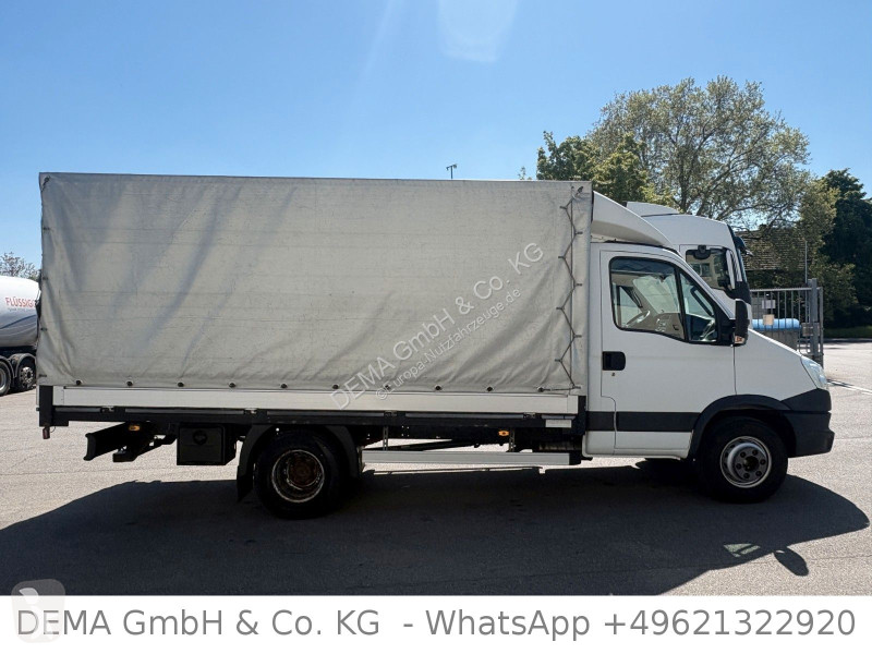 عربة نفعية Iveco...