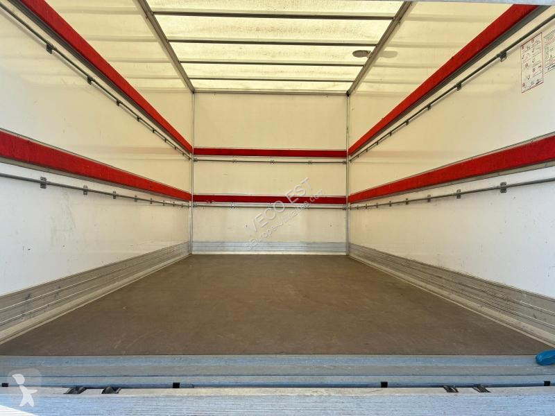 Véhicule utilitaire Iveco Moteur 3L00 160CV  37...