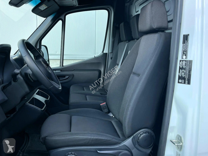 عربة نفعية Mercedes 317 *Carrier Xarios...