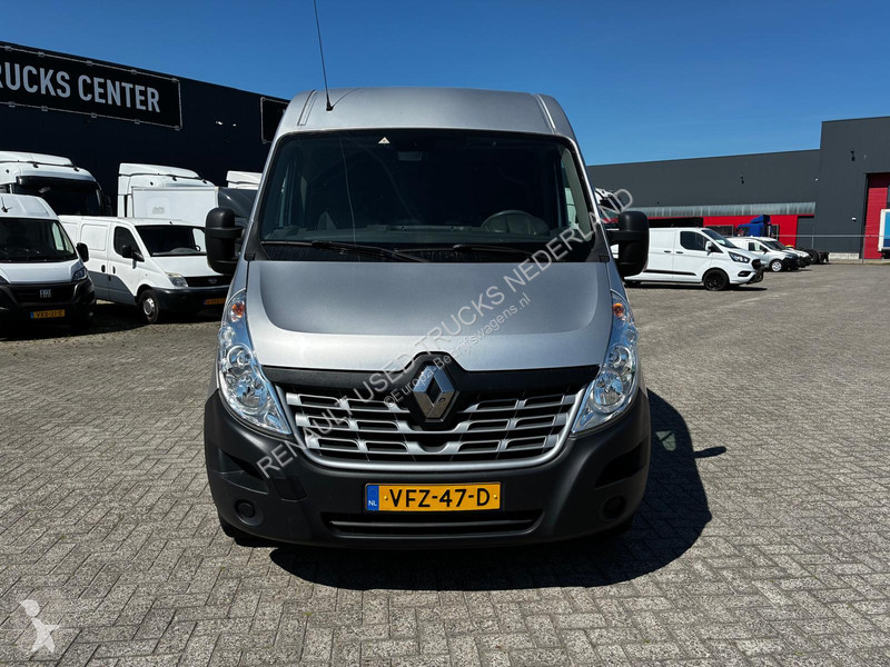Furgoneta Renault 150.35 L2 H2 2.3 Dci, Airco,...