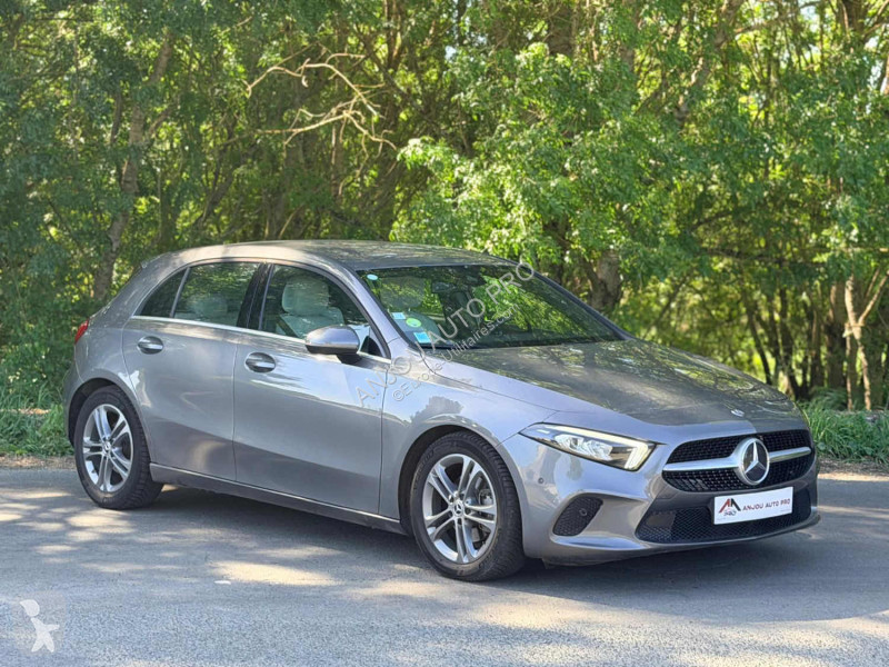 عربة نفعية Mercedes 180 D 7G-DCT STYLE LINE