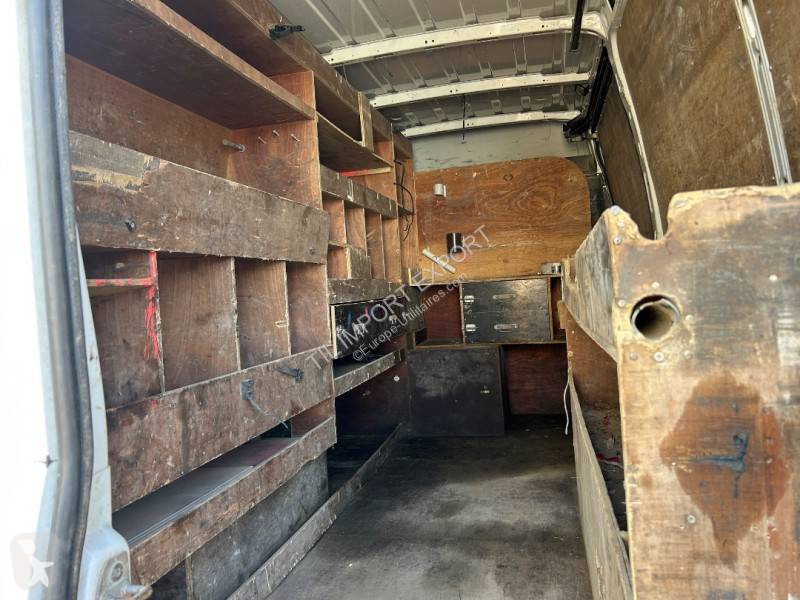 Véhicule utilitaire Iveco