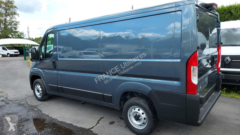 Véhicule utilitaire Peugeot BOXER FG GRIS FER...