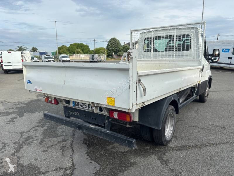 عربة نفعية Iveco
