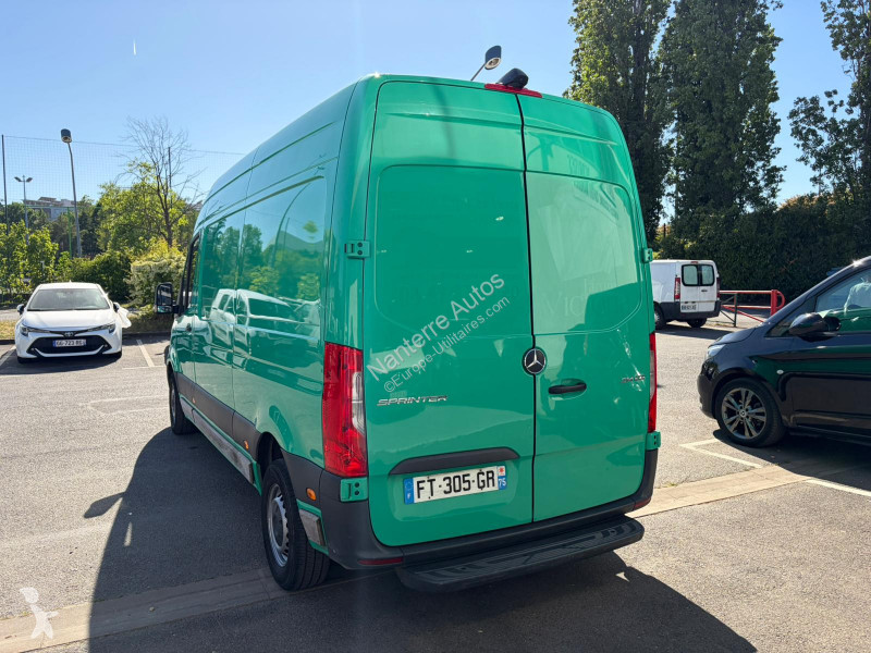عربة نفعية Mercedes SPRINTER FG 13250 HT  214...