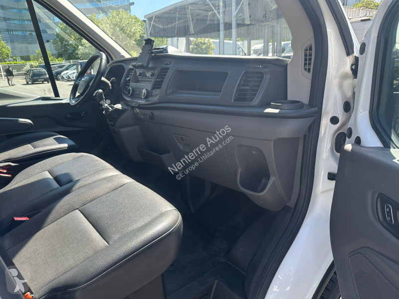 Furgoneta Ford TRANSIT 2T FG 6 PLACES 16500 HT...