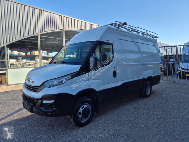 Furgoneta Iveco 35C15 3.0D L2H2 EURO6 GVW 3500KG