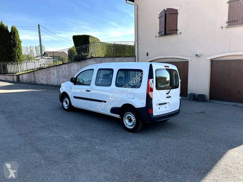 Véhicule utilitaire Renault Maxi Grand Volume...