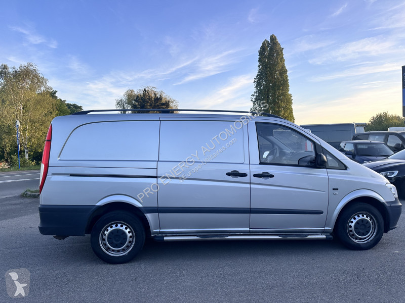 Furgoneta Mercedes VITO FG 113 CDI LONG 2T8