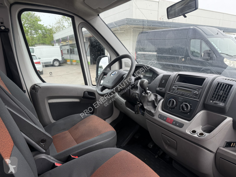Véhicule utilitaire Fiat DUCATO PANORAMA 3.3...