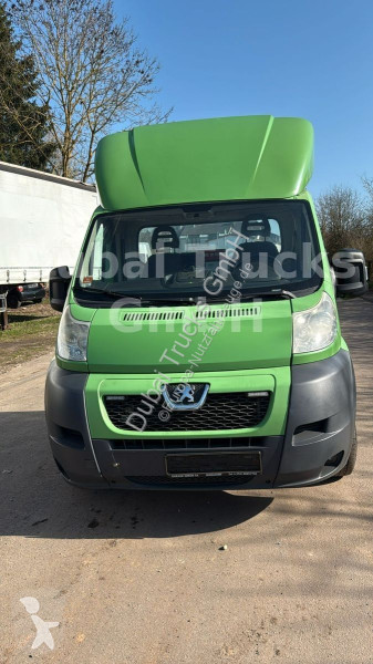 Véhicule utilitaire Peugeot HDi Motor NEU mit...
