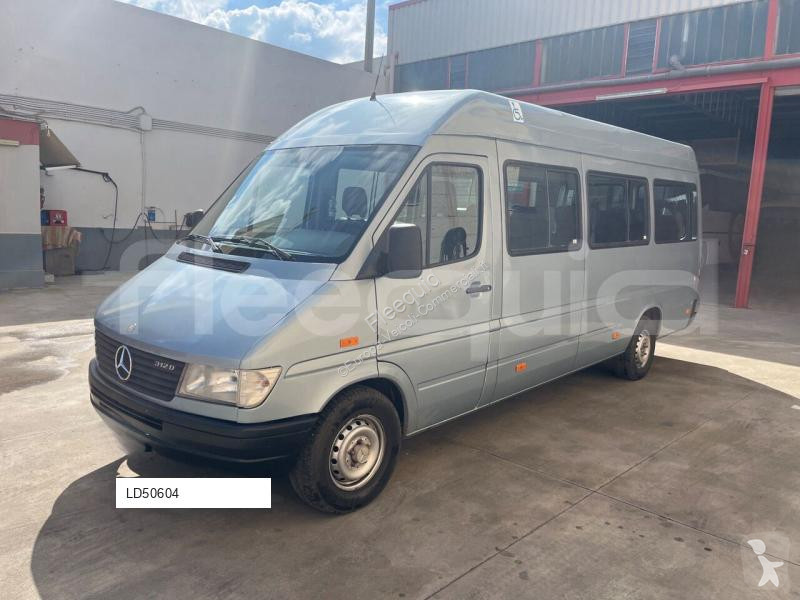 Furgoneta Mercedes