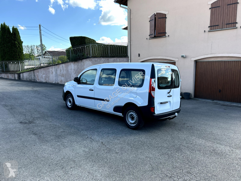 Véhicule utilitaire Renault Maxi Grand Volume...