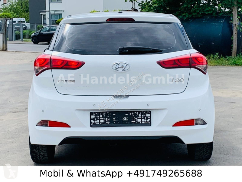Samochód dostawczy Hyundai i20 blue Trend 1,4 L...