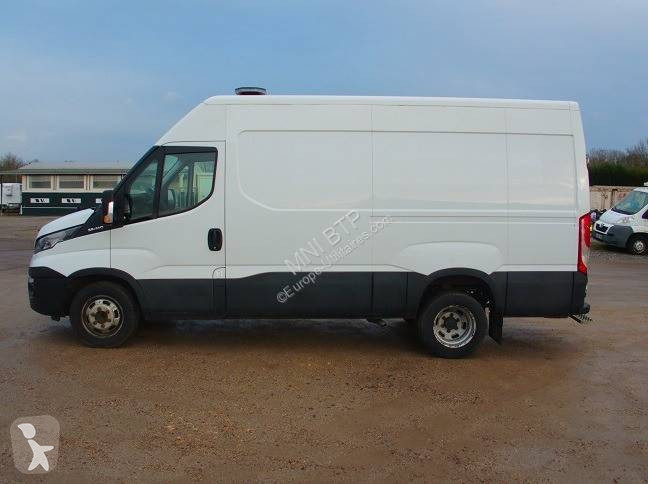 Véhicule utilitaire Iveco