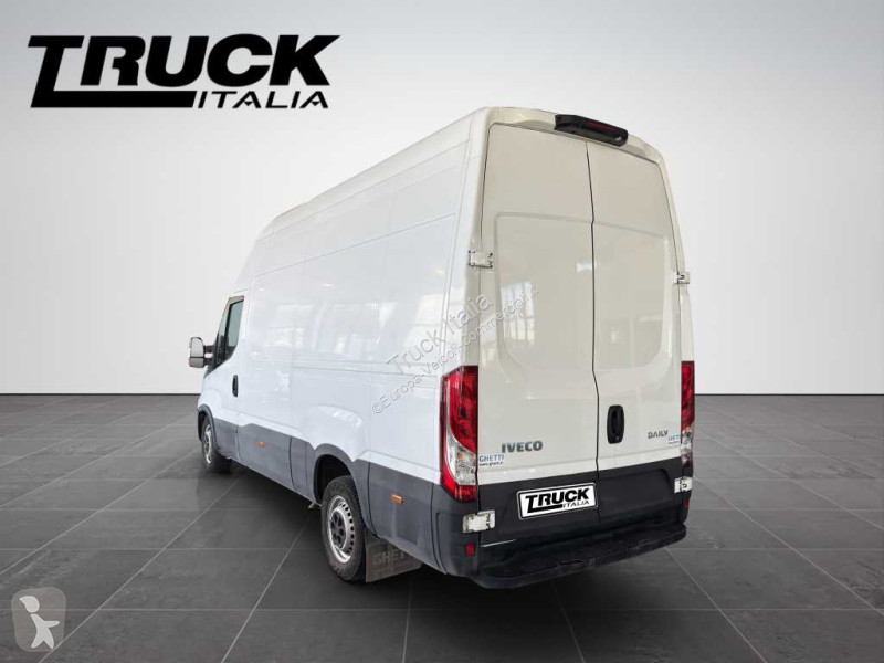 Veicolo commerciale Iveco V 35.16 2022 - 35 S16...