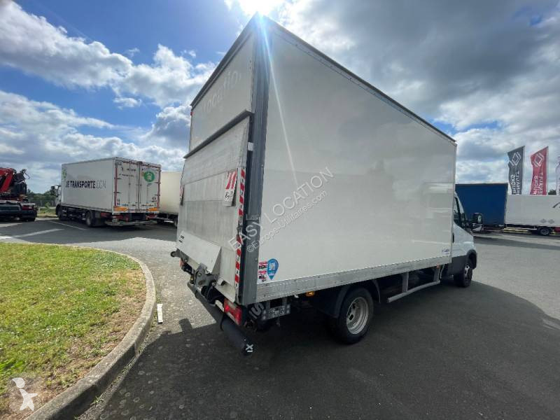 Furgoneta Iveco
