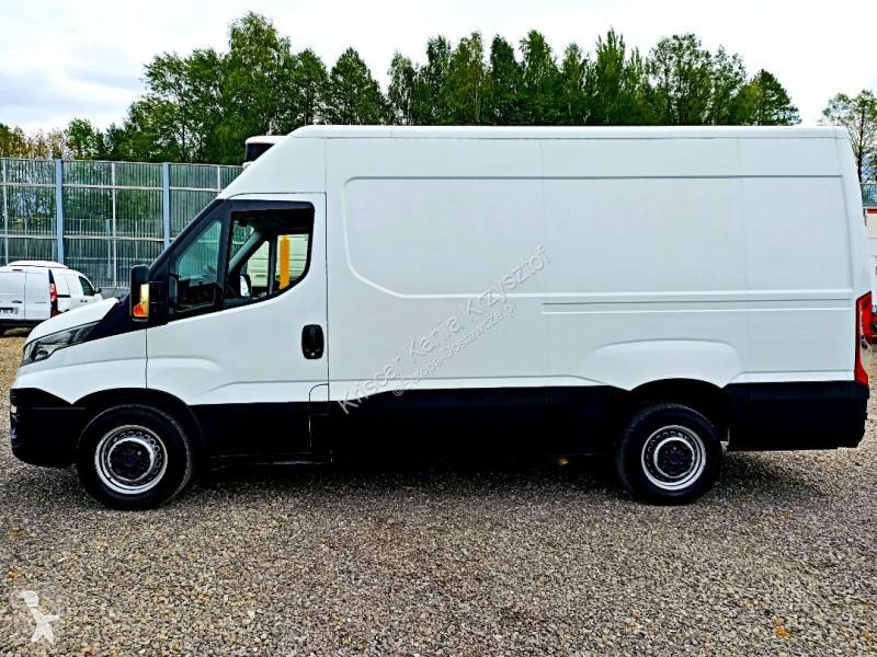 Samochód dostawczy Iveco