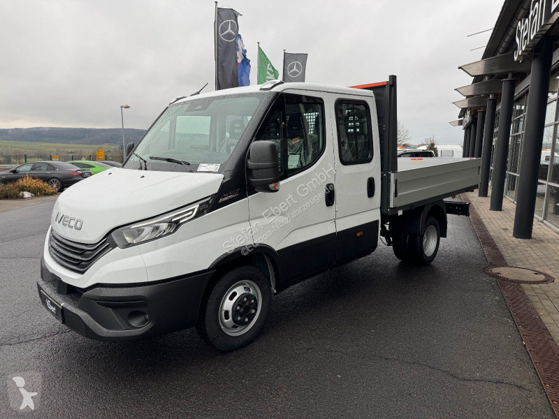 Nyttofordon Iveco 35C21 HA8 3.0L DoKa...