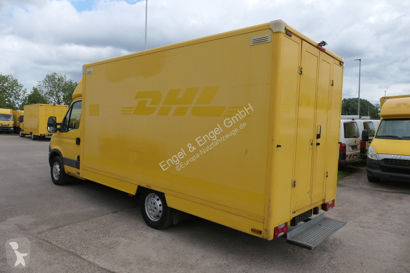 Véhicule utilitaire Iveco Daily 35 S11 C30C...