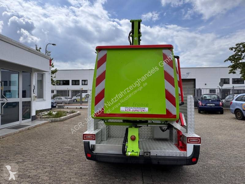 Samochód dostawczy Renault