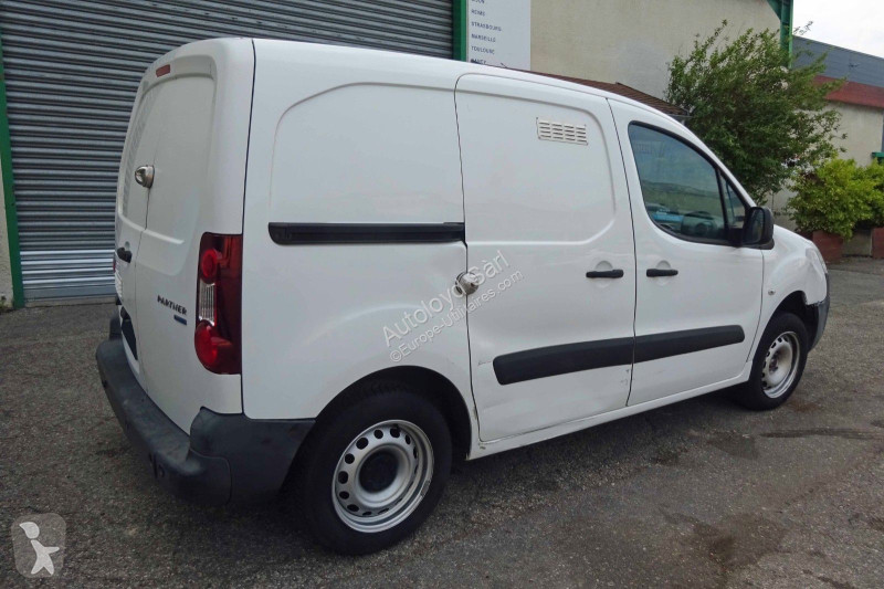 Véhicule utilitaire Peugeot PARTNER 1,6 HDI 99