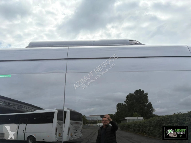Véhicule utilitaire Mercedes idilis