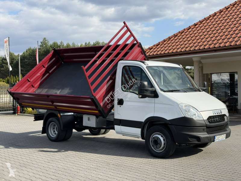 Samochód dostawczy Iveco 65C15 V H