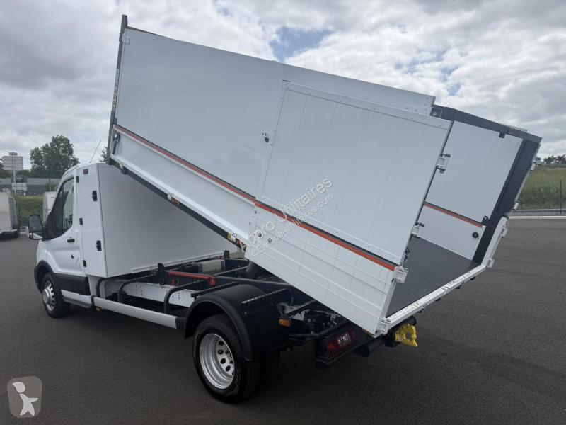 عربة نفعية Ford TRANSIT 165ch benne et coffre +...