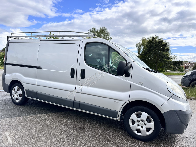 عربة نفعية Opel VIVARO FG F2900 L2H1 2.0 CDTI...